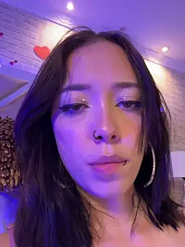 HarperrWest online show from 03.04.26