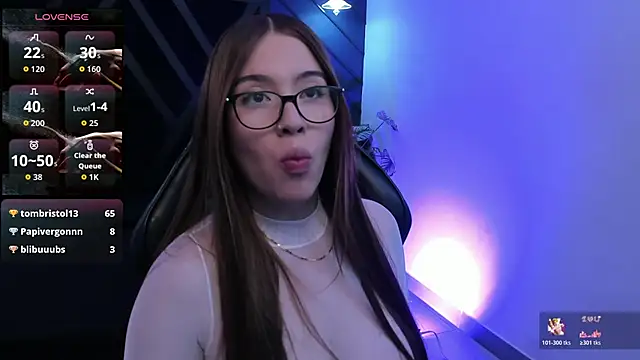 Hanna Becker  online show from 02.14.26