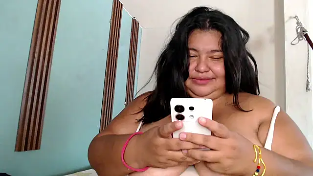 Snapshot of katalina_gomez6921 chatting on 07.24.26 katalina gomez6921 online show from 07.24.26