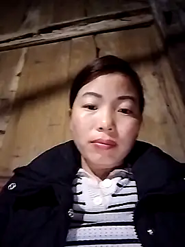 Ella-aa online show from 02.08.26