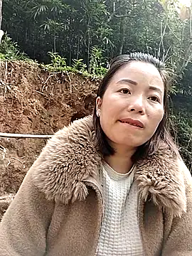 Ella-aa online show from 03.03.26