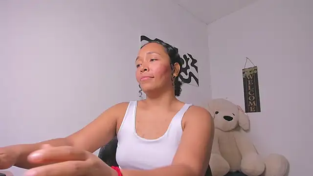 Snapshot of Nia13 chatting on 03.02.26 Nia13 online show from 03.02.26