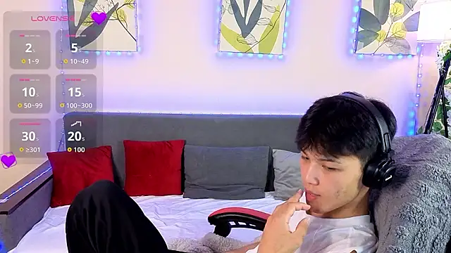 Snapshot of XanneLL chatting on 03.01.26 XanneLL online show from 03.01.26