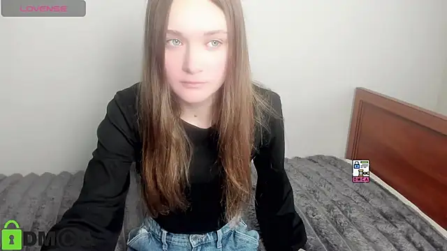Snapshot of Elina_X chatting on 05.09.26 Elina X online show from 05.09.26