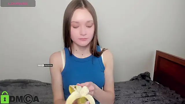 Snapshot of Elina_X chatting on 05.21.26 Elina X online show from 05.21.26