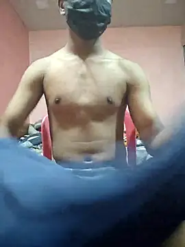 Snapshot of Darkintrovert chatting on 02.08.26 Darkintrovert online show from 02.08.26