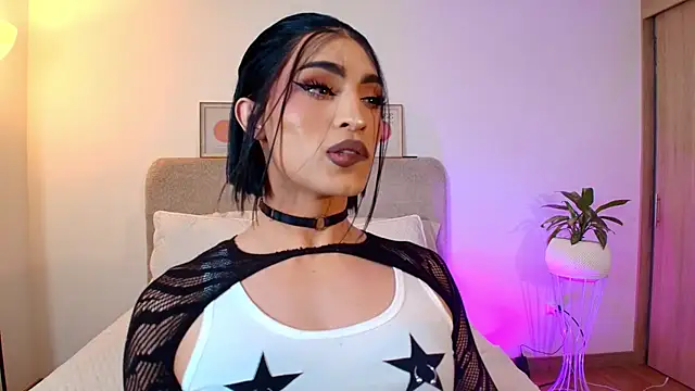 KarolPortellaa online show from 06.14.26