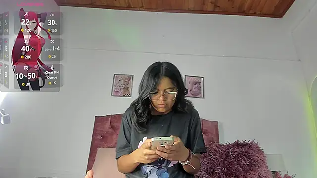 luna velveth online show from 03.16.26