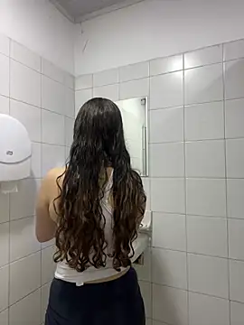 Annie bonnie  online show from 02.22.26