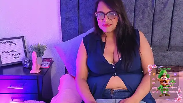 Angela mature49 online show from 03.17.26