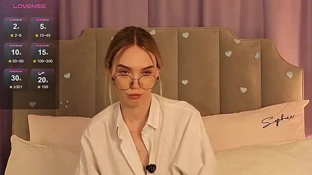 NikkiRyx online show from 02.17.26