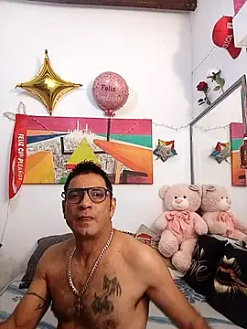 Snapshot of yoahotpetrafiery chatting on 03.19.26 yoahotpetrafiery online show from 03.19.26