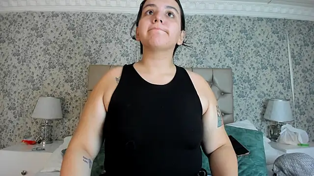 dafne and erick  online show from 08.08.26