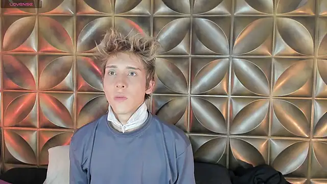 DannyParker  online show from 03.18.26