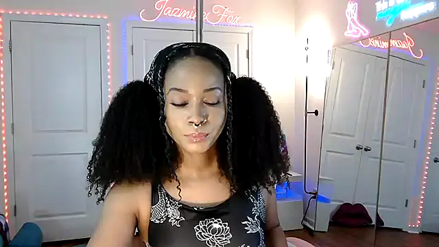 JazmineFoxx online show from 05.05.26