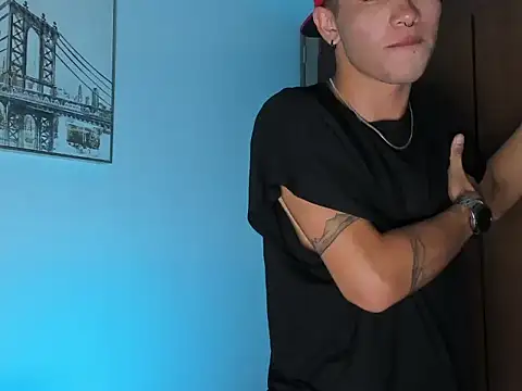 Snapshot of noahsaint chatting on 03.24.26 noahsaint online show from 03.24.26