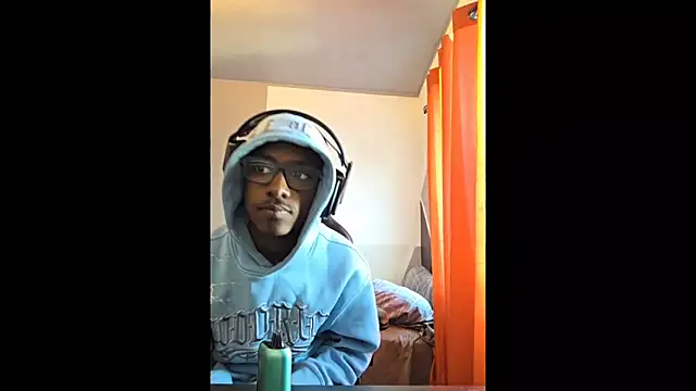 Snapshot of hormoneactivated chatting on 02.08.26 hormoneactivated online show from 02.08.26