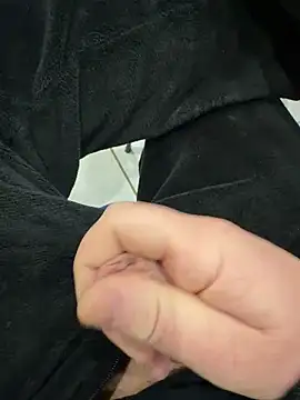 petitsexe52 online show from 03.16.26