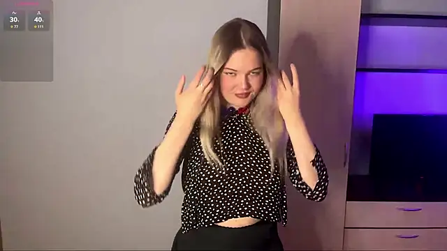 Velmiora online show from 04.22.26