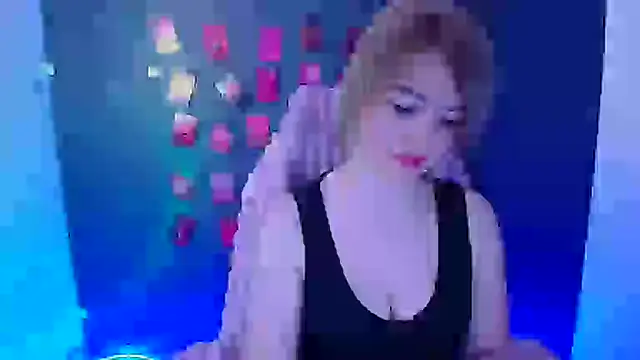 CuttieEmma online show from 02.14.26