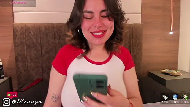 Snapshot of Kennya_Rodriguez chatting on 12.02.24 Kennya Rodriguez online show from 12.02.24