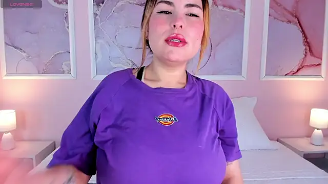 Snapshot of Kennya_Rodriguez chatting on 12.23.25 Kennya Rodriguez online show from 12.23.25