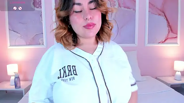 Snapshot of Kennya_Rodriguez chatting on 02.08.26 Kennya Rodriguez online show from 02.08.26