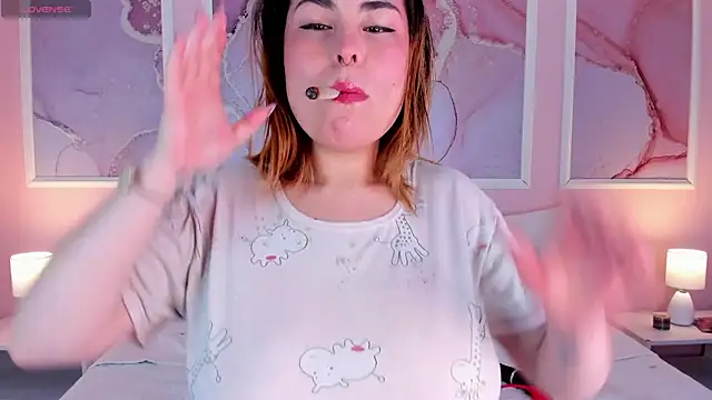 Snapshot of Kennya_Rodriguez chatting on 02.10.26 Kennya Rodriguez online show from 02.10.26