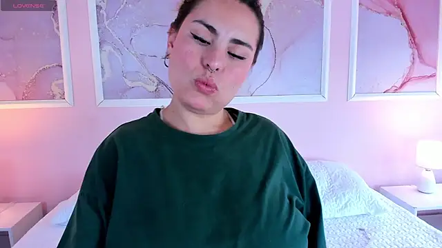 Kennya Rodriguez online show from 07.11.26