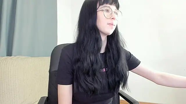 CosmicGleam online show from 04.22.26