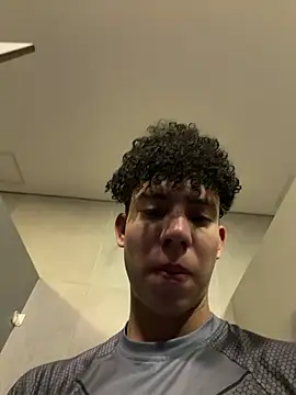 Snapshot of yoursexyjose chatting on 07.16.26 yoursexyjose online show from 07.16.26