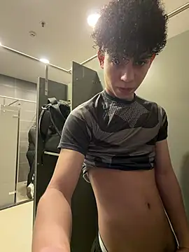 Snapshot of yoursexyjose chatting on 07.31.26 yoursexyjose online show from 07.31.26