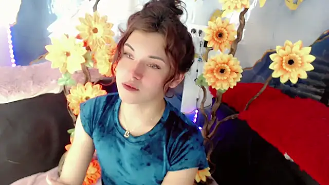 NathalialLooes online show from 06.14.26
