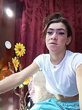 NathalialLooes online show from 06.15.26