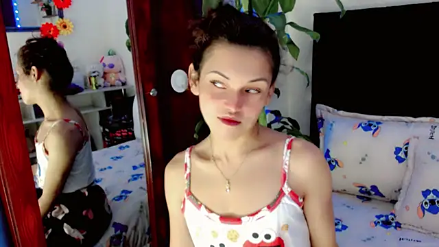 Snapshot of NathalialLooes chatting on 07.29.26 NathalialLooes online show from 07.29.26