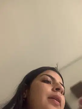 KarelyMitchel online show from 04.21.26