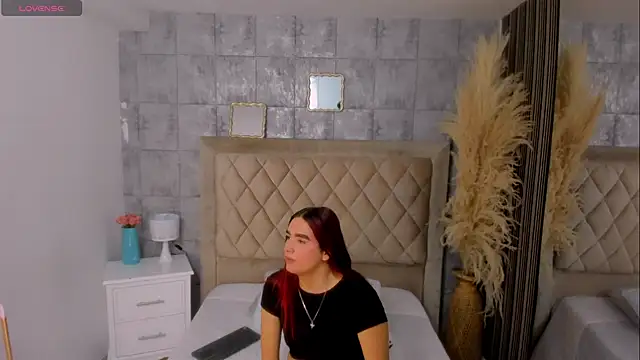 CleoFoxx  online show from 04.23.26