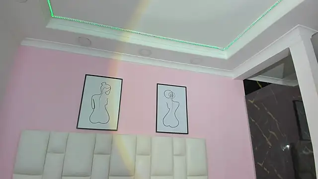 SARHA ANTONELLI online show from 07.22.26