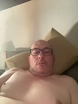 Pimouss01000 online show from 06.18.26