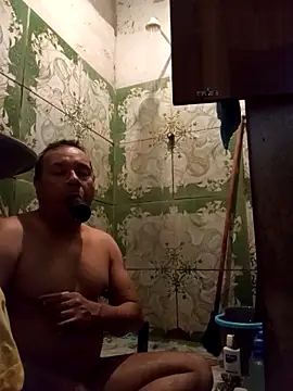 Snapshot of Sthriga chatting on 03.20.26 Sthriga online show from 03.20.26