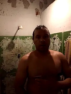 Snapshot of Sthriga chatting on 03.25.26 Sthriga online show from 03.25.26