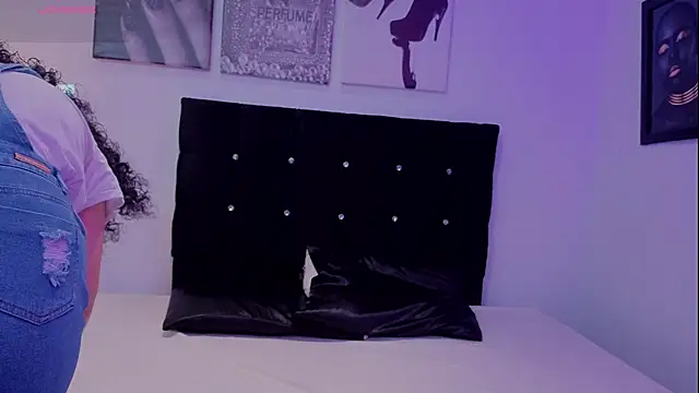 Zoe-yanin online show from 03.17.26