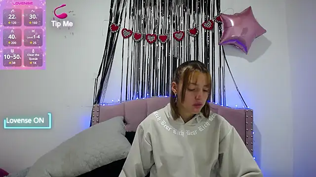 emily cooper pym online show from 03.05.26