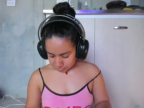 chiarafustox online show from 06.25.26