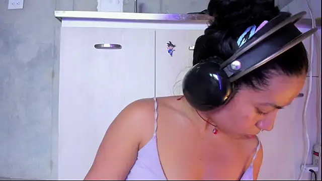 chiarafustox online show from 08.07.26
