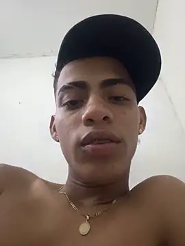 Snapshot of dominick_fran chatting on 02.05.26 dominick fran online show from 02.05.26