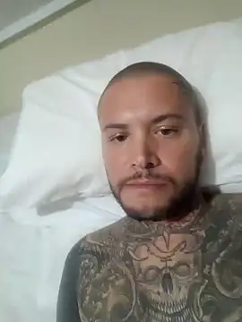 Snapshot of Elvispsic chatting on 04.02.26 Elvispsic online show from 04.02.26