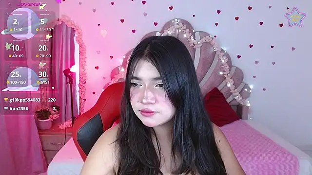 Snapshot of mia_fox666 chatting on 05.29.26 mia fox666 online show from 05.29.26