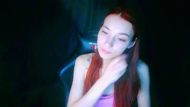 Snapshot of liza__kitty chatting on 04.20.26 liza kitty online show from 04.20.26