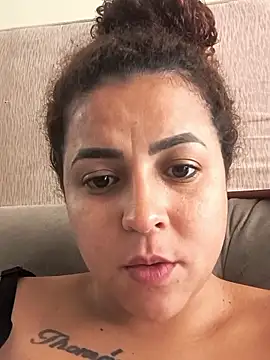 Snapshot of Dree4i20 chatting on 02.22.26 Dree4i20 online show from 02.22.26